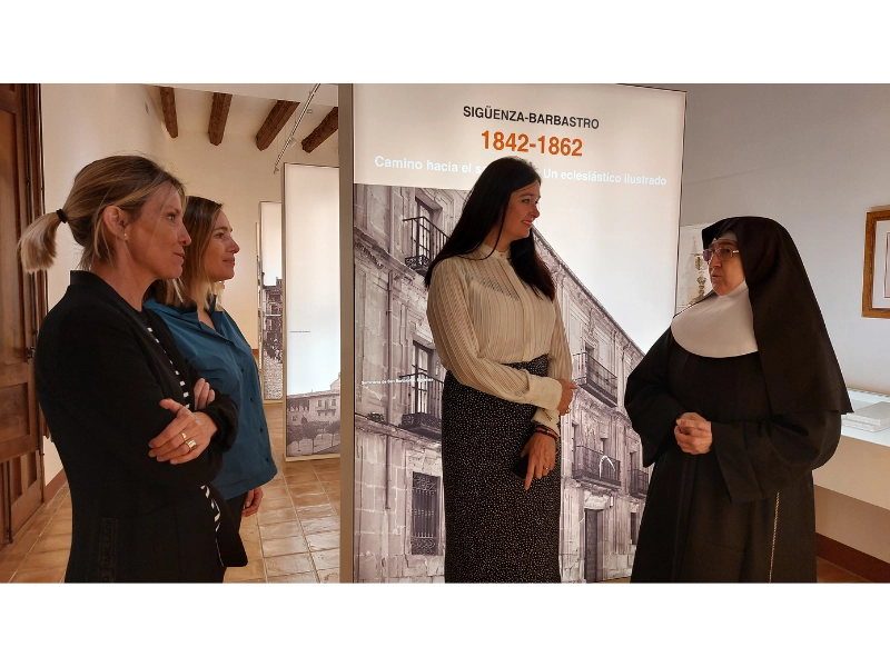 La Alcaldesa de Huesca, Lorena Orduna, visita la Casa Museo