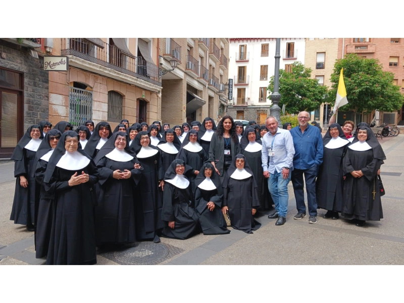 Las Hermanitas de Bolivia, Cuba, El Salvador, Guatemala, México, Perú, Puerto Rico y República Dominicana visitan la Casa Museo