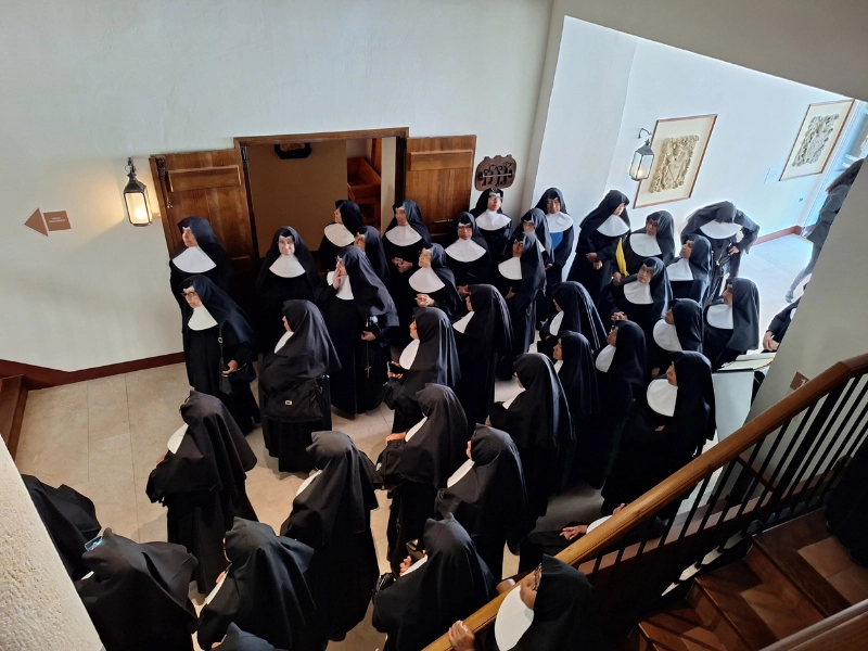 Las Hermanitas de Bolivia, Cuba, El Salvador, Guatemala, México, Perú, Puerto Rico y República Dominicana visitan la Casa Museo