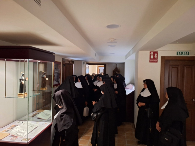 Las Hermanitas de Bolivia, Cuba, El Salvador, Guatemala, México, Perú, Puerto Rico y República Dominicana visitan la Casa Museo