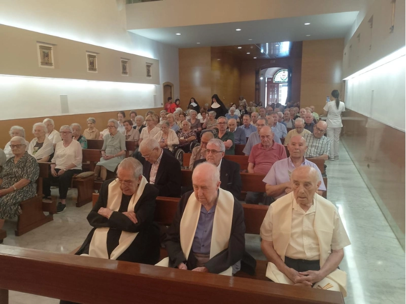 Monseñor Vicente Jiménez Zamora, Administrador apostólico de la Diócesis de Huesca, visita la Casa Museo en la festividad de Santa Teresa Jornet Ibars