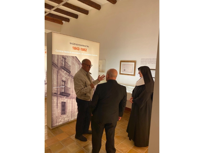 Monseñor Vicente Jiménez Zamora, Administrador apostólico de la Diócesis de Huesca, visita la Casa Museo en la festividad de Santa Teresa Jornet Ibars